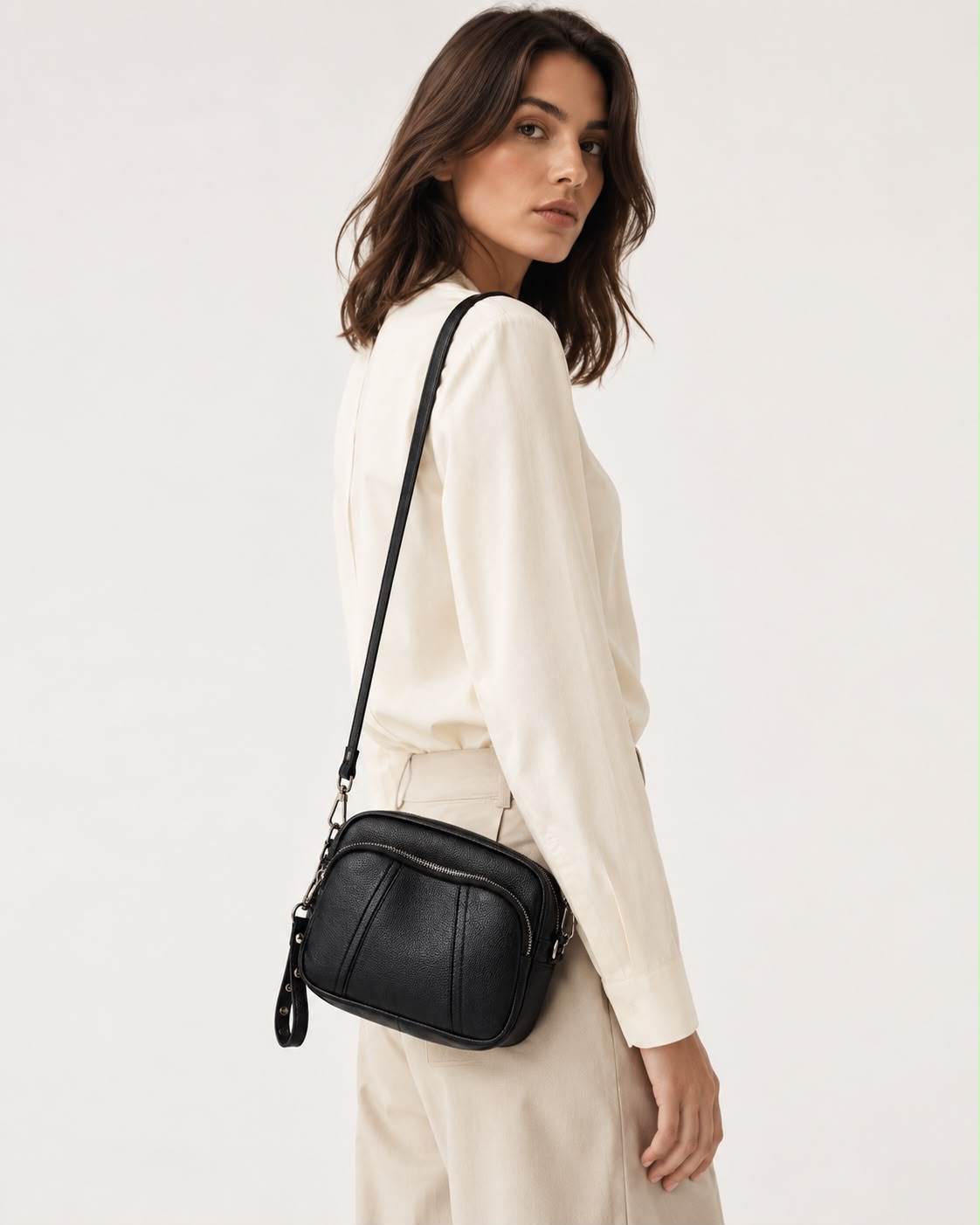 Sac bandoulière femme Mila en PU grainé – Noir