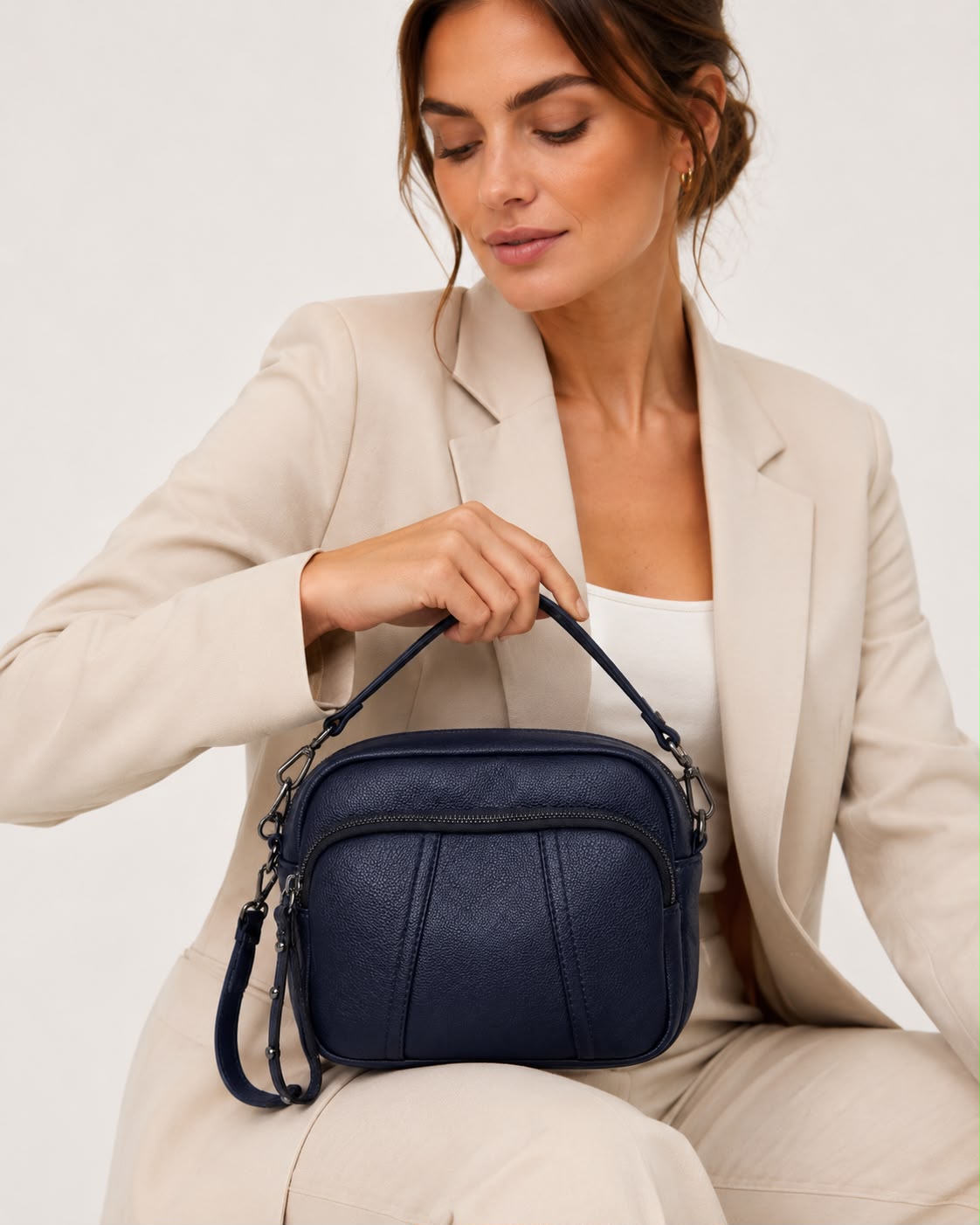 Sac bandoulière femme Mila en PU grainé – Bleu marine